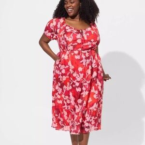 Torrid - NWT midi floral cotton blend lace up smocked dress